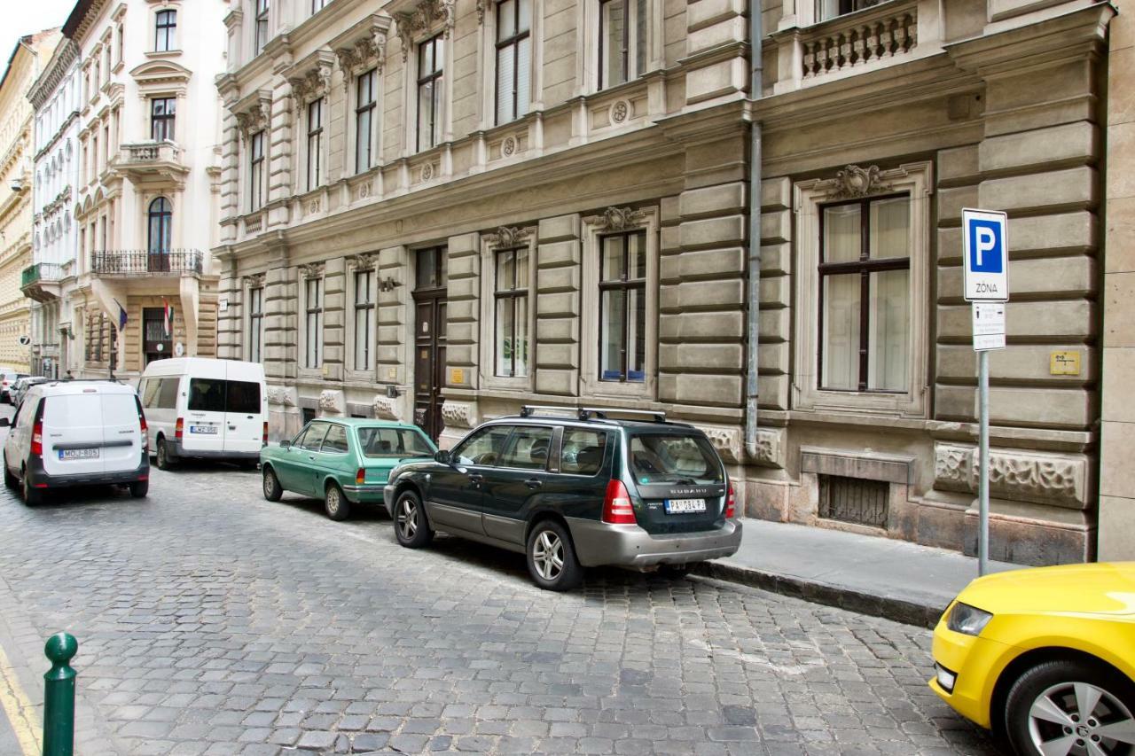 Luxury Apartment By Hi5 - Havas Street Budapest Exteriör bild