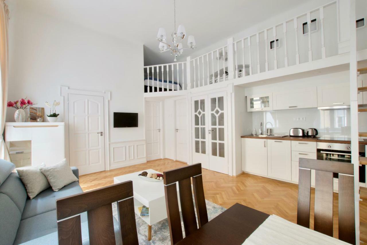 Luxury Apartment By Hi5 - Havas Street Budapest Exteriör bild