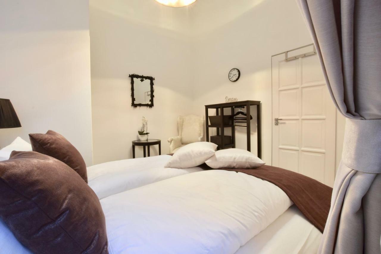 Luxury Apartment By Hi5 - Havas Street Budapest Exteriör bild